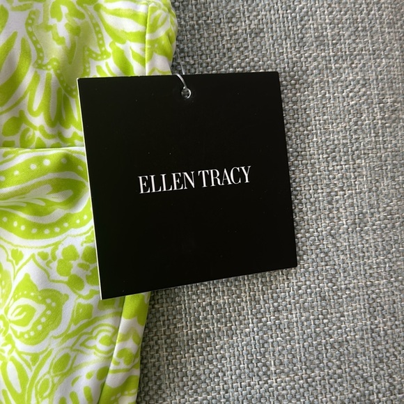 Ellen Tracy Green One Piece Swimsuit  Size 8 - Picture 4 of 10